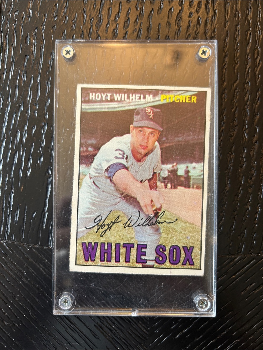1967 Hoyt Wilhelm Topps #422 Card